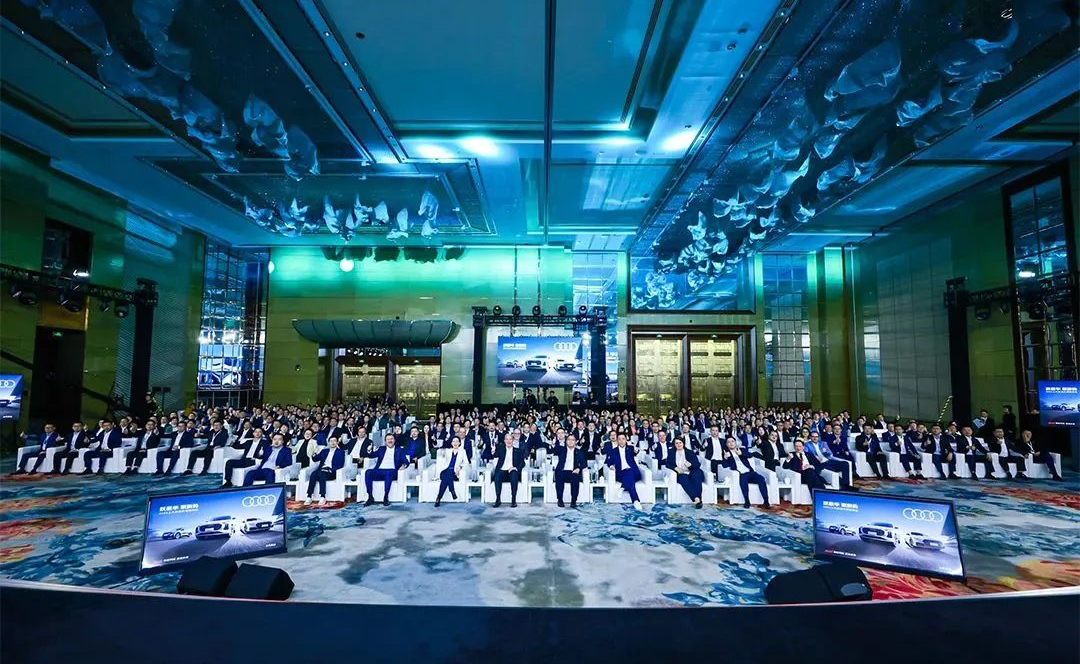 熱烈歡迎日產(chǎn)汽車執(zhí)行副總裁、首席品牌及客戶官、日本市場主席星野朝子一行蒞臨佛山利泰店調(diào)研指導(dǎo)